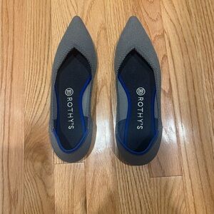 Rothy's charcoal/white patterned Pointed Flats